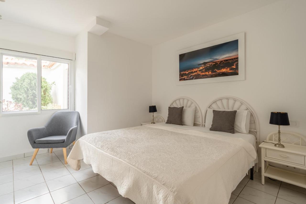 Maryvilla Inspiracion Y Vacaciones - Bungalows Калпе Екстериор снимка